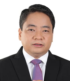 Robert Dela Cruz